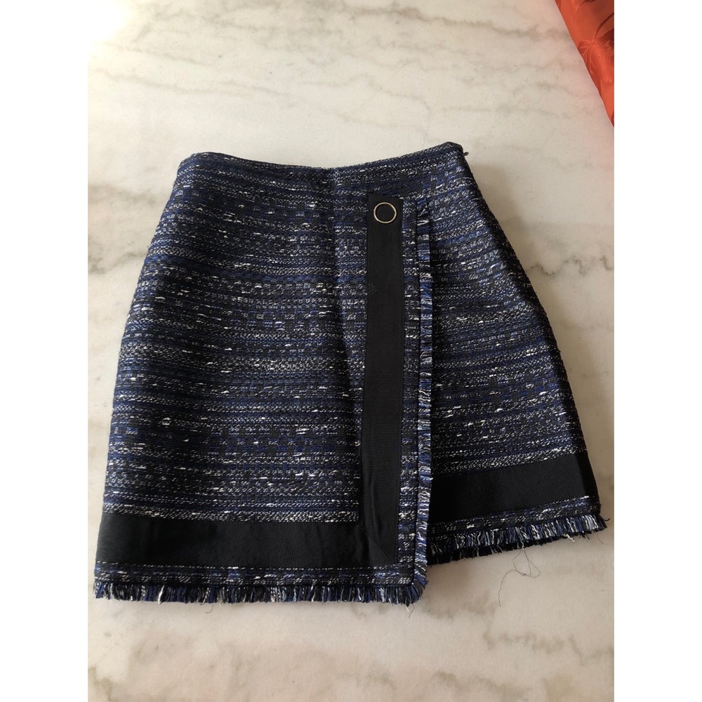 Karl lagerfeld skirt